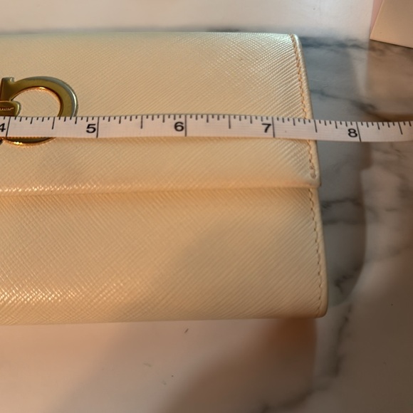 Salvatore Ferragamo Wallet - unbranded chain - Picture 9 of 10